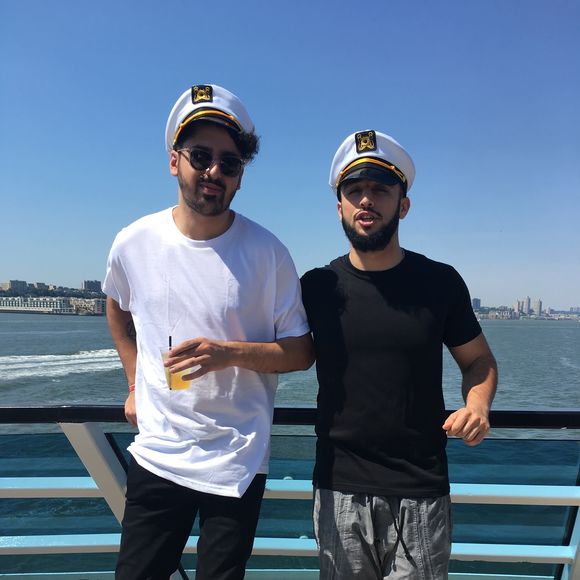 Meet your Posher, Sam - Picture 1 of 1